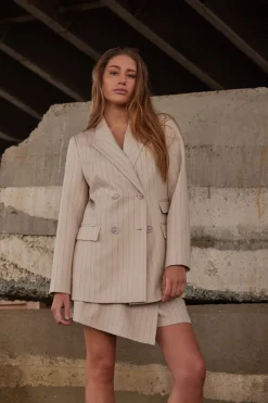 Best Bruuns Bazaar ApricotBBLinda blazer - Light Grey stripes