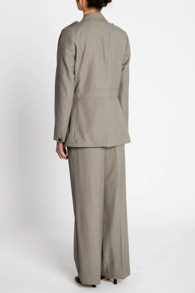 Outlet Bruuns Bazaar CarotaBBElizi pants - Concrete