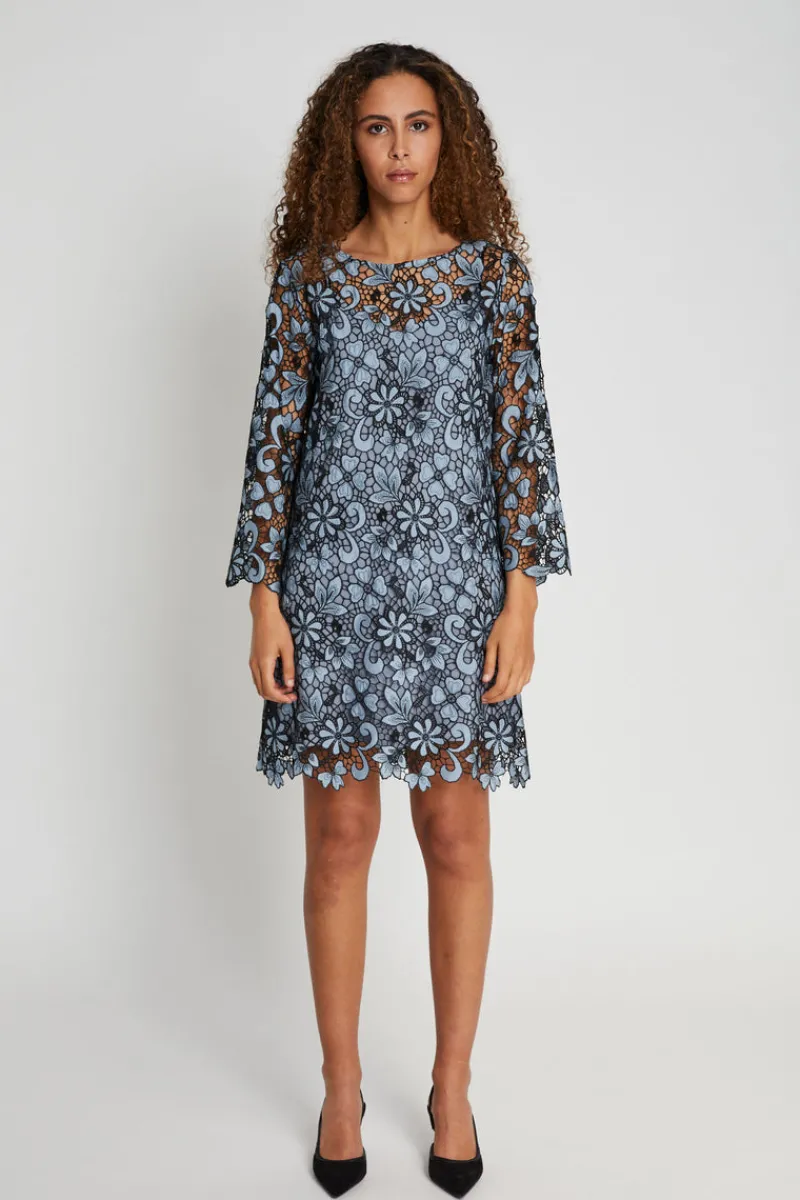Online Bruuns Bazaar LentaBBKeira dress - Blue flower